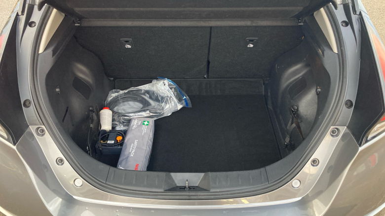 Nissan LEAF 110kW N-Connecta 39kWh 5dr Auto Electric Hatchback